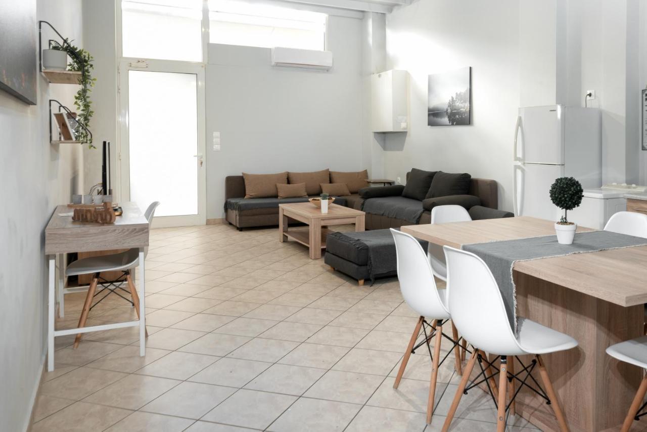 Spacious Apartment-600M From The Subway Athens Exterior photo